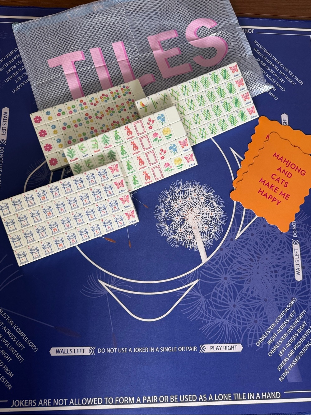 Mahjong Tile Set with Green Tiles, Blue Mat, and Tile Bag - NEW